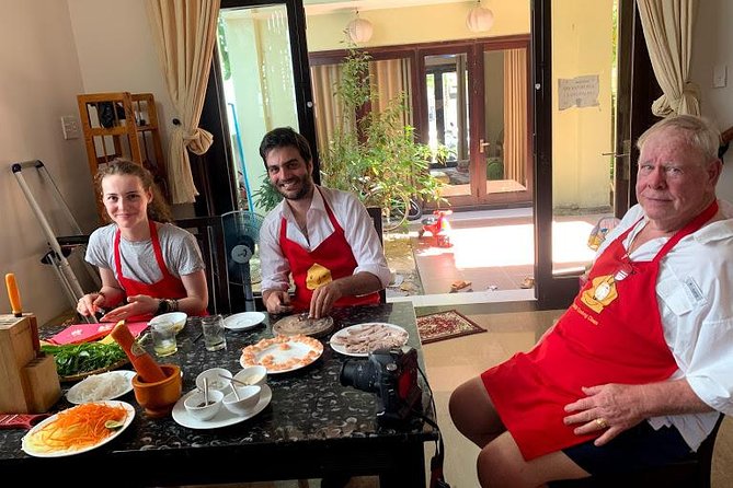 Cooking with Jolie in Hoi An - Market-to-kitchen starts in Hoi An the local way