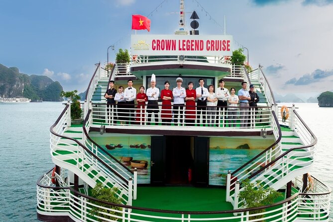 Crown Legend Cruise (4 Star Cruise Recommended 2 Day 1 Night) - Day 1 on the bay: lunch cruising + Luon Cave paddling