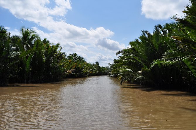 Cu chi Tunnel & Mekong Delta Full Day BBQ Lunch Lux Group 10 pax - Cu Chi Tunnels: Morning History With a Real Sense of Place