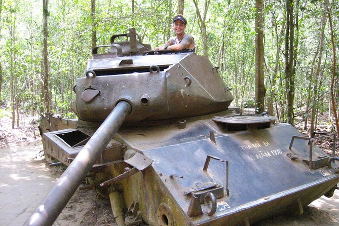 Cu Chi Tunnels and Mekong Delta Signature Tour - Shopping Stops and Tip Pressure: How to Keep Control