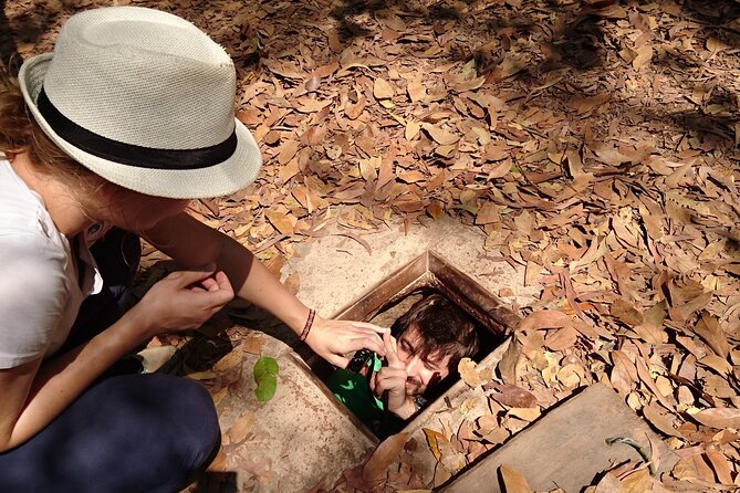Cu Chi tunnels w 20 years of insider - Getting going from District 1: pier pickup and a clean start
