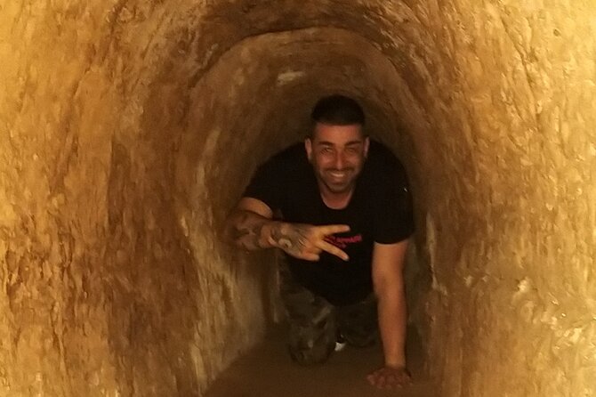 Cu Chi tunnels w 20 years of insider - Cu Chi Tunnels: trenches, storage areas, and the 200 km underground maze
