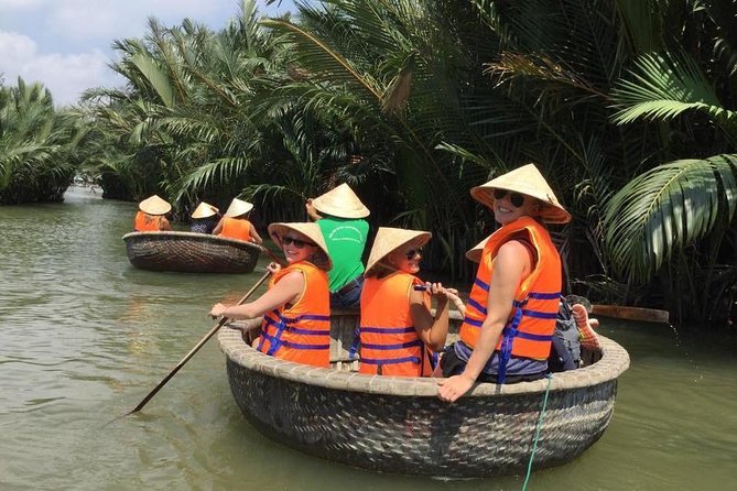 Cycling, Buffalo, Basket Boat ride in Hoi An - Water buffalo moments: photos are great, but feeding is better