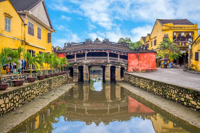 Da Nang and Hoi An City tour with local foods taste - Dragon Bridge, Love Bridge, and a Street-Food Guide at 11AM
