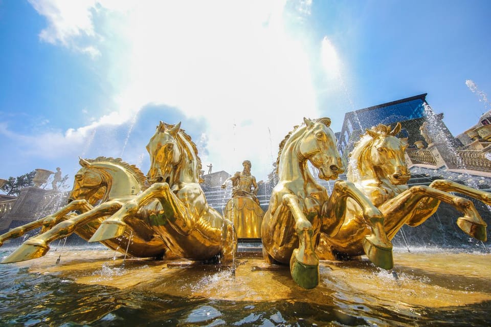 Da Nang: Ba Na Hills Cable Car and Golden Bridge Small Group - Key highlights you’ll feel right away