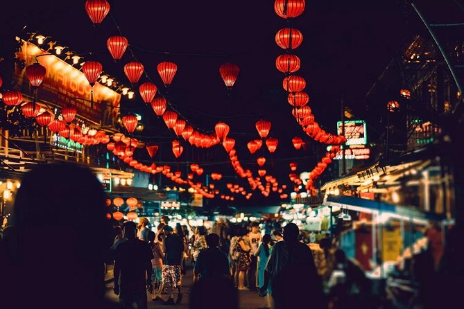 Da Nang By Night: Seafood dinner, night market and cruise trip - Who this tour suits best (and who should skip it)