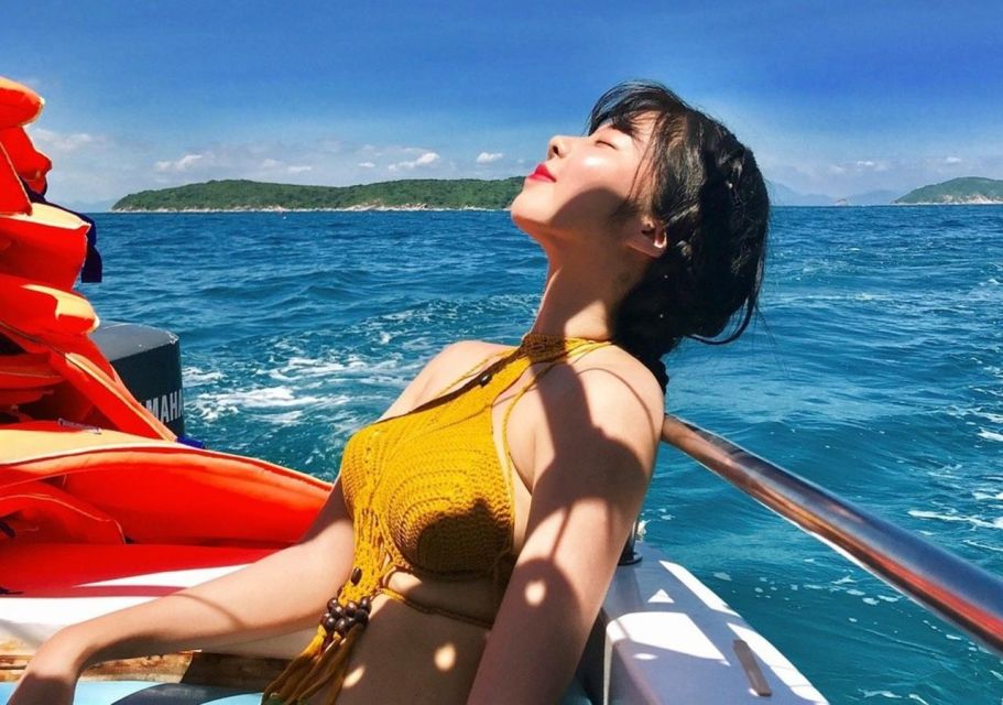 Da Nang: Cham Island Boat Day Trip with Snorkeling and Lunch - Guides, languages, and why Phuong Le stands out