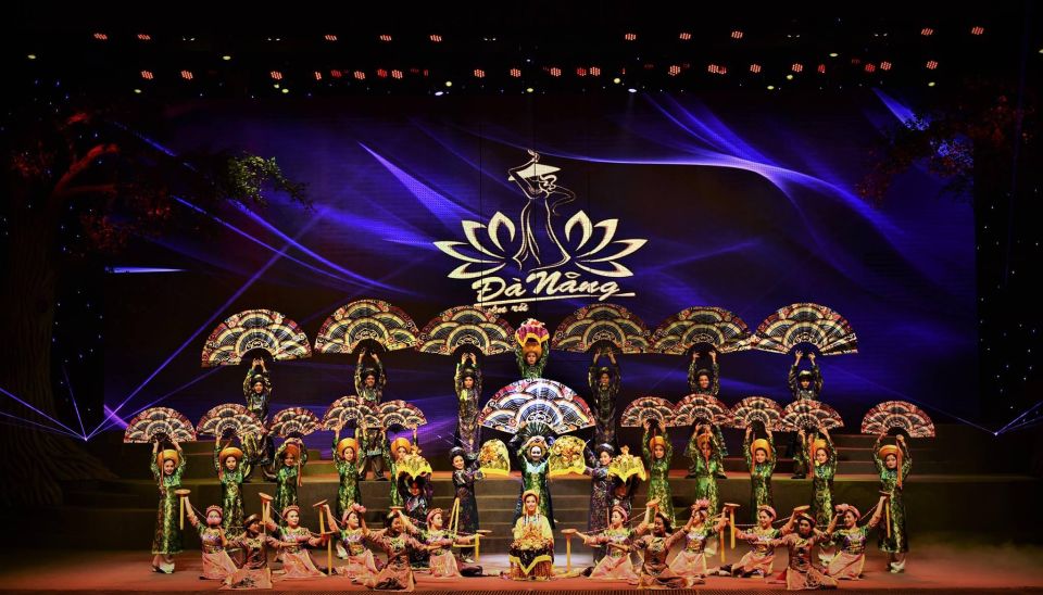 Da Nang: Charming Danang Show Ticket - Showtimes in Da Nang: Your Real Choice Is 17:00 or 19:30