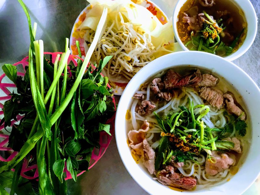 Da Nang Cooking: Market tour, farming, and cooking class - Picking the right menu in Da Nang (Quang noodle, Pho, or vegetarian)