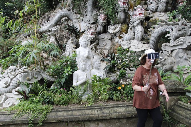 Da Nang Discovery With Cool Locals - Son Tra Peninsula and the short fishermen village stop