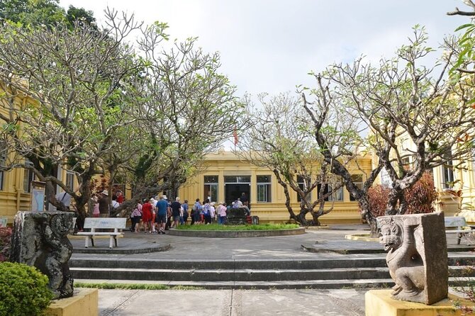 Da Nang Epic History Tour by Cham Museum & Tasty Cuisine/Cafe - Han Market and French-Colonial Trade Stories: China, Commerce, and Continuity