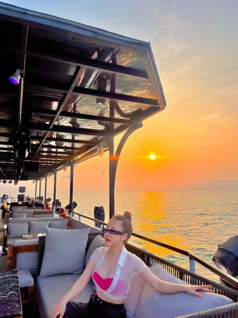 Da Nang: Experience a Magical Sunset Dinner Cruise in DN Bay - The sunset itself: why this cruise is worth your evening