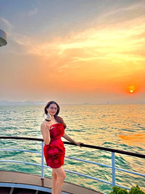 Da Nang: Experience a Magical Sunset Dinner Cruise in DN Bay - Who this cruise fits best (and who might want a different plan)
