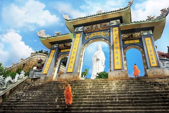 Da Nang Explore: Lady Buddha, Monkey Mountain & Am Phu Cave Tour - Âm Phủ cave: a guided walk through Buddhist hell