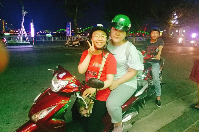Da Nang Food Tour by Motorbike - The market stop: where you see everyday Vietnam in motion