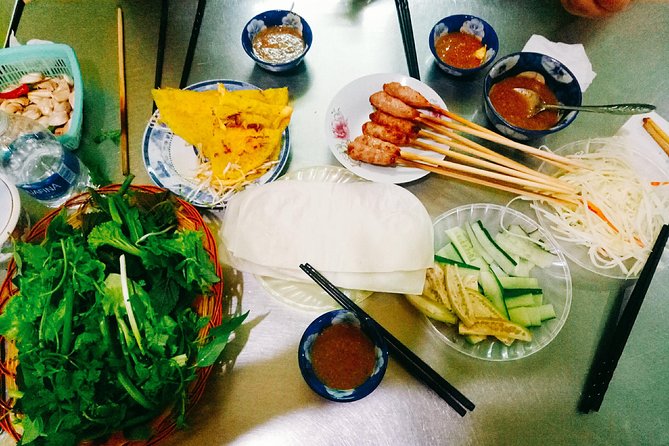Da Nang Food Tour by Motorbike - Dinner and beer: finishing the night in a local restaurant