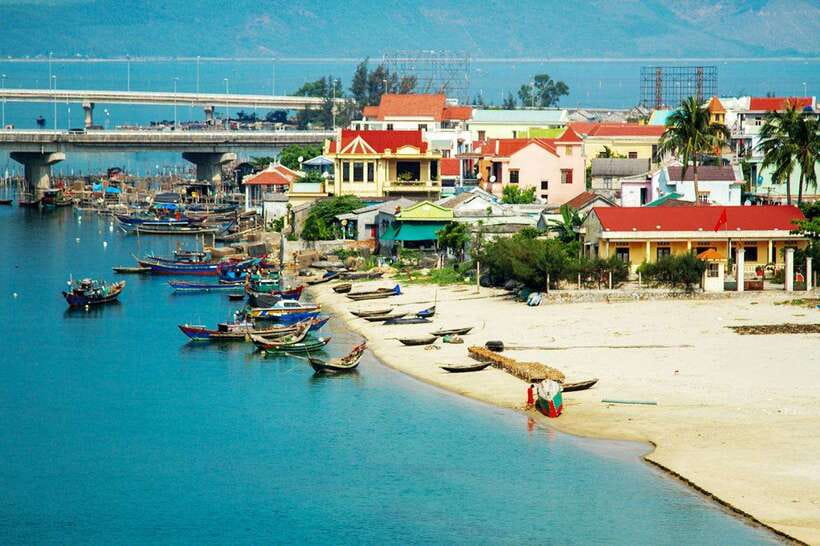 Da Nang: Hai Van Pass And Lang Co Beach Scenic Discovery - Chân Mây: Coastal Village Scenery on the Way Back