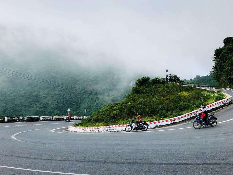 Da Nang: Hai Van Pass And Lang Co Beach Scenic Discovery - What to Bring: The Short List That Saves Your Day