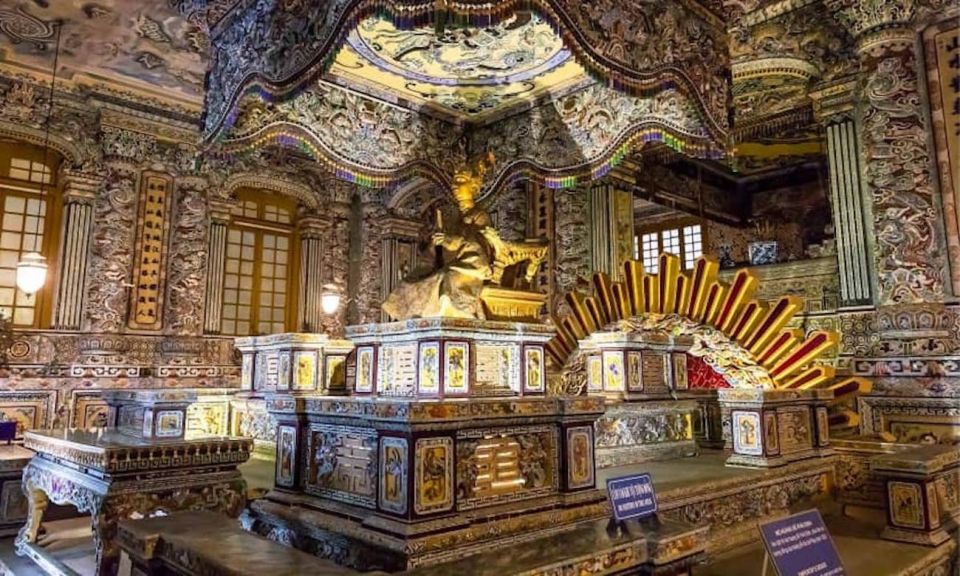 Da Nang: Hue Imperial City and Hai Van Pass Small Group Tour - Thien Mu Pagoda: The Short Stop With a Big Iconic Shape