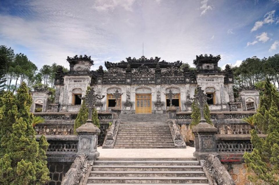 Da Nang: Imperial City of Hue Day Trip with Lunch and Ticket - Who this Hue tour fits best