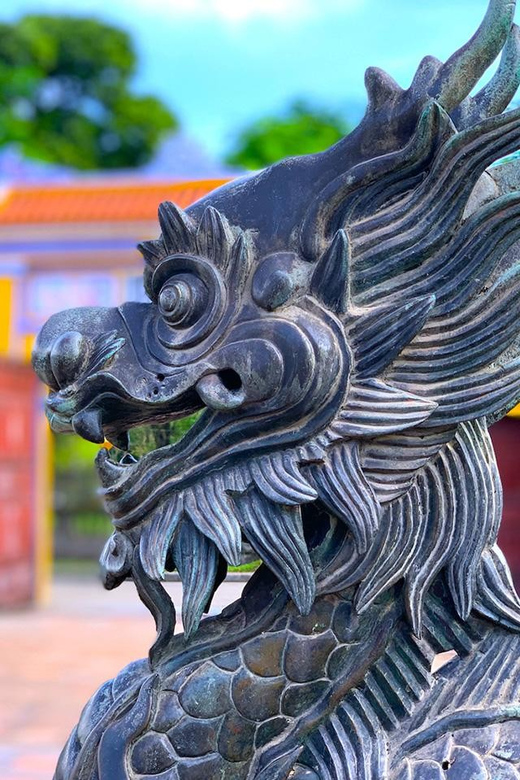 Da Nang: Imperial Hue And Scenic Hai Van Pass Discovery Tour - Perfume River boat cruise to Thien Mu Pagoda: calm views with serious history