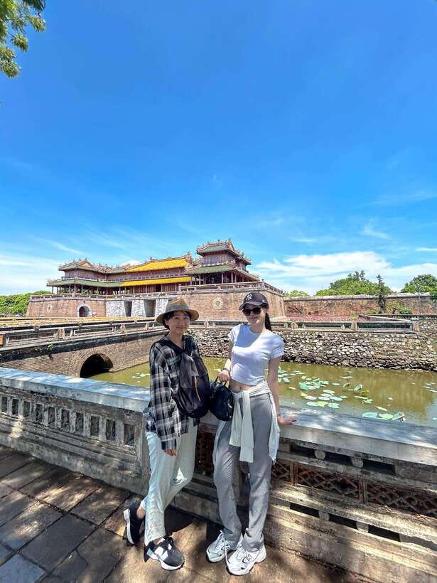 Da Nang: Imperial Hue And Scenic Hai Van Pass Discovery Tour - Pacing, heat, and small-group odds