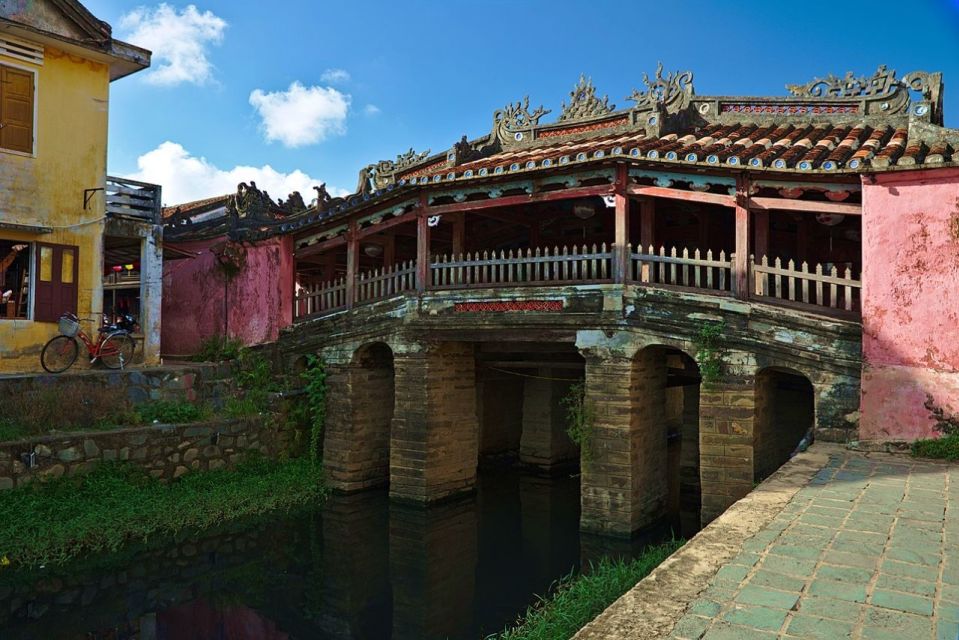 Da Nang: Lady Buddha, Marble Mountains, and Hoi An Day Trip - Guide quality: English, humor, and practical help