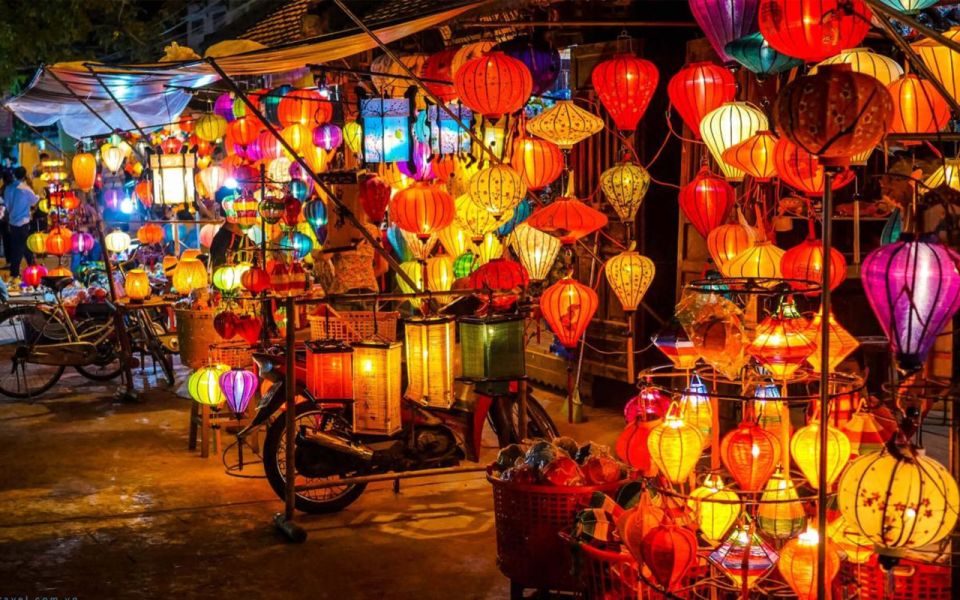 Da Nang: Lady Buddha, Marble Mountains, Hoi An Ancient Town - Hoi An at night: lantern streets, free wandering, and dinner