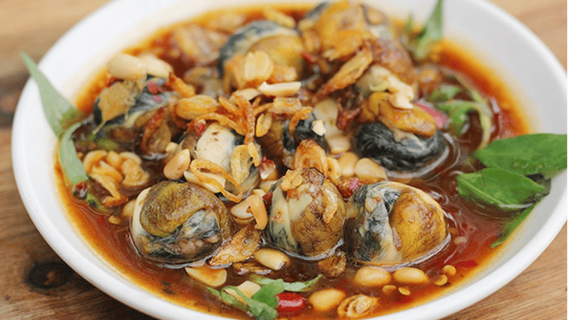 Da Nang: Local Street Food Walking Tour - The Real Itinerary: 6 Stops, 8 Dishes, 1 Dessert