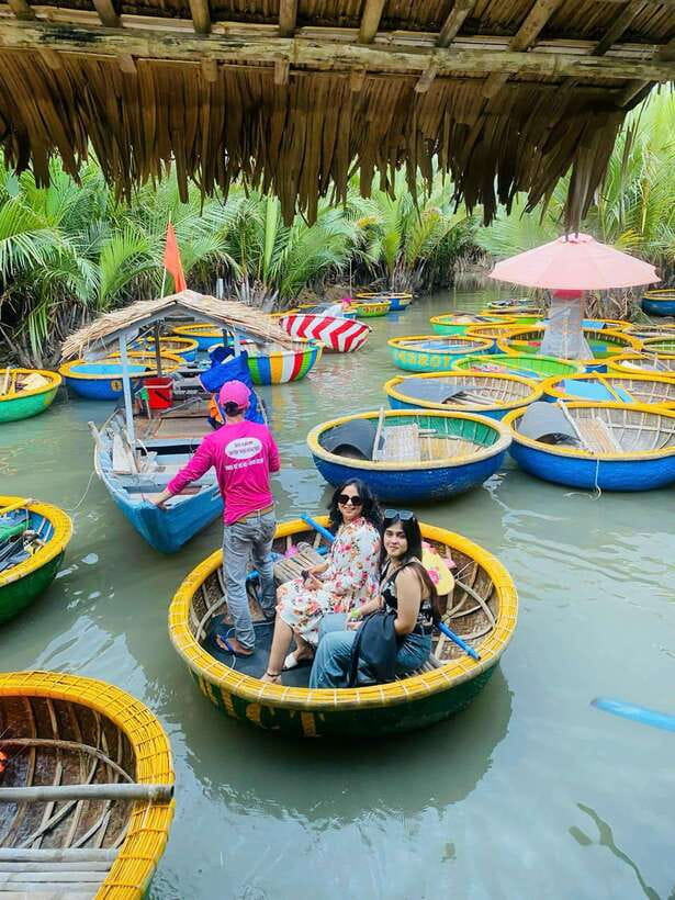 Da Nang: Marble Mountains, Hoi An, and Coconut Forest Tour - Up the Marble Mountains: peaceful temples and mysterious caves
