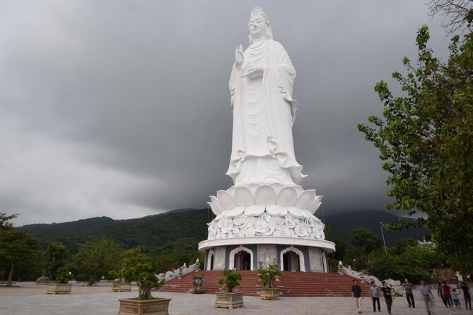 DA NANG NIGHTLIFE Tour with MARBLE MOUNTAIN & LADY BUDDHA STATUE, DRAGON BRIDGE - How the 3:00 pm start shapes the whole evening