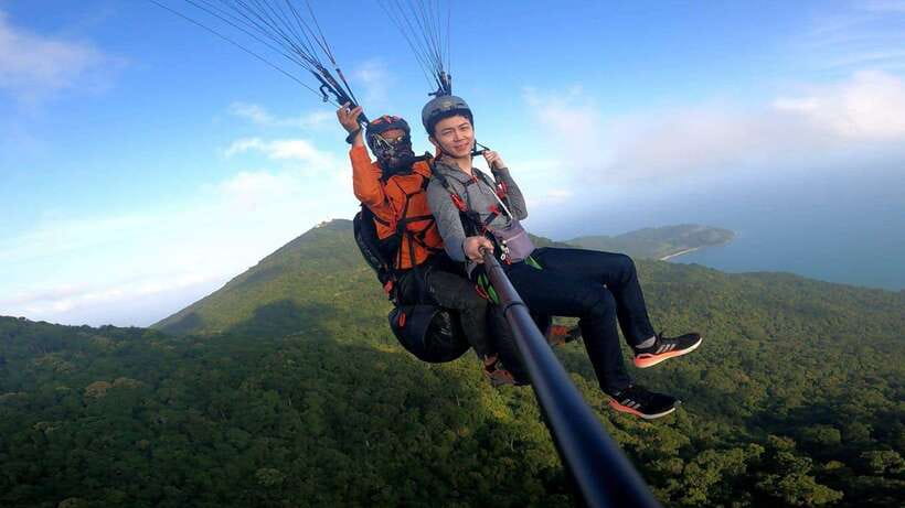 Da Nang: Paragliding with Views of Lady Buddha Statue 2025 - The safety briefing and gear: where the nerves go to ground