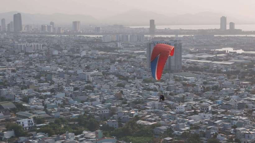 Da Nang Private paragliding experience on Monkey Mountain - Price and Value: Is $88 Worth It for Da Nang From the Sky?
