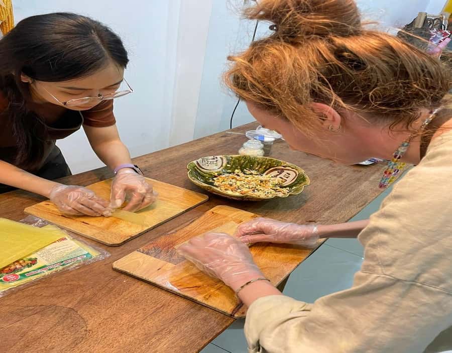 Da Nang: Traditional Cooking Class and Pho with Local Girl - Cooking Steps That Actually Help You Cook Later