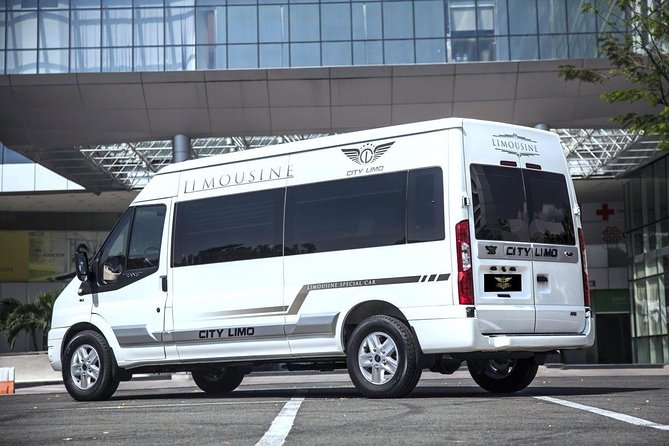 Daily Bus Hoi An - Da Nang Airport, Da Nang City - Handling Flight Changes and Late Arrivals (Without Panic)