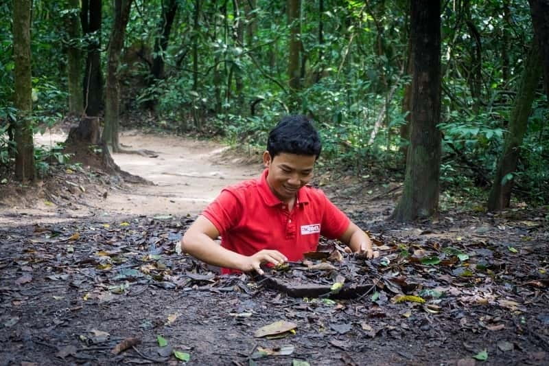 Daily Small Group Tour to Saigon City and Cu Chi Tunnels - War Remnants Museum: hard images, strong context