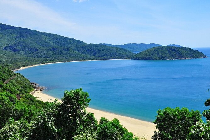DaNang Airport Transfer to Hoi An by private car or vice versa - Da Nang to Hoi An in one quiet 45-minute ride