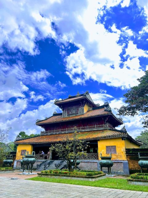 DaNang/Hoi An: Hue Citadel via Hai Van Pass Small Group Tour - Price and logistics: is $50 fair value for this circuit?