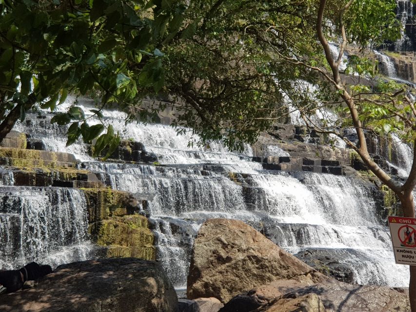 Datanla, Pongour, Elephant: 3 stunning and majestic falls - Thác Voi (Elephant Falls): a quick photo stop with big texture
