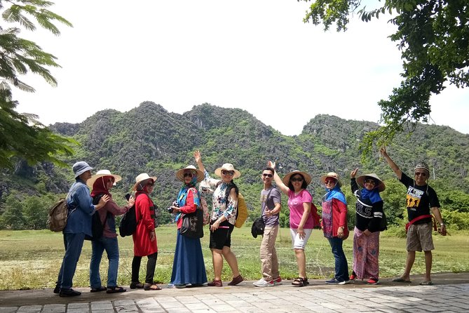 Day tours from Hanoi city (PRIVATE TOUR) - Vietnam Cycling: seeing rice fields and rural communes up close