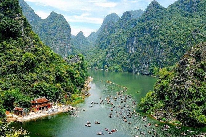 Day Trip in Ninh Binh Tour from Hanoi - Starting in Hanoi Old Quarter: the Calm Setup for a Big Day