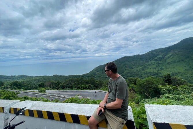 Day Trip Motorbike Tour in Hai Van Pass Round Trip - Da Nang to Hue style routing: how the day keeps moving