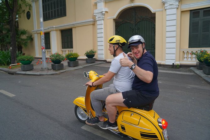 Dining Delights - Vintage Vespa Tour in Saigon - Ho Thi Ky Flower Market: snack-walking where the night starts