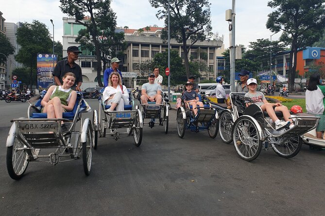 Discover Market By Cyclo Without Tour Guide By DGT - Ben Thanh Market: The Center-Stage Classic