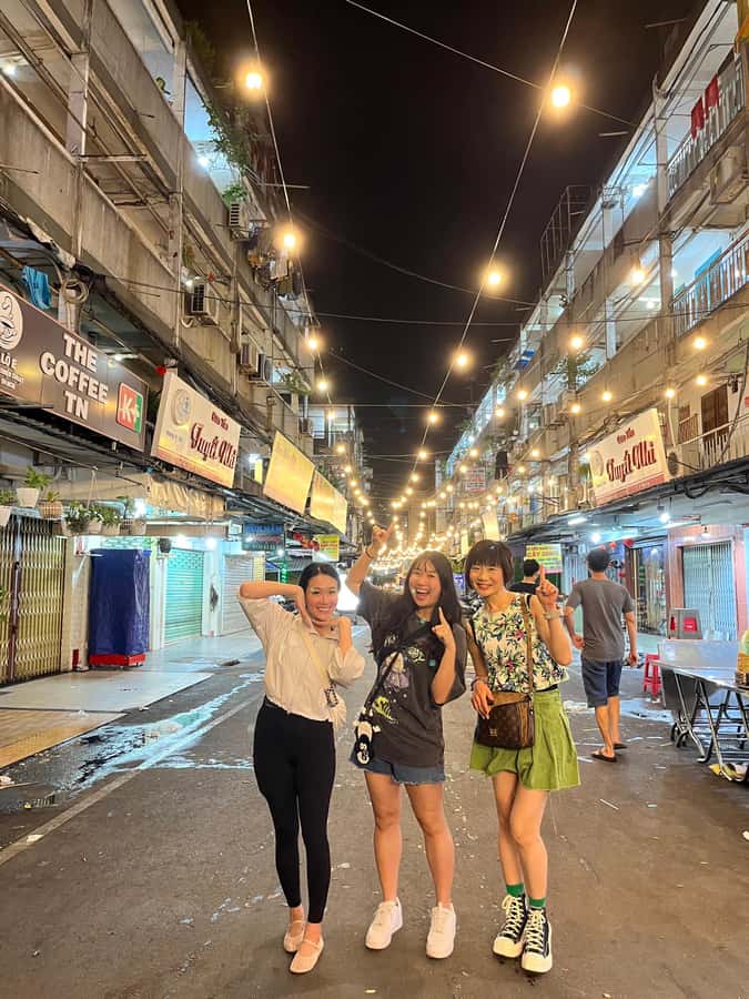 Discover Saigon Hidden Spots on Night Motorbike Adventure - District 10 and District 3 Stops: Why These Apartment Complexes Matter