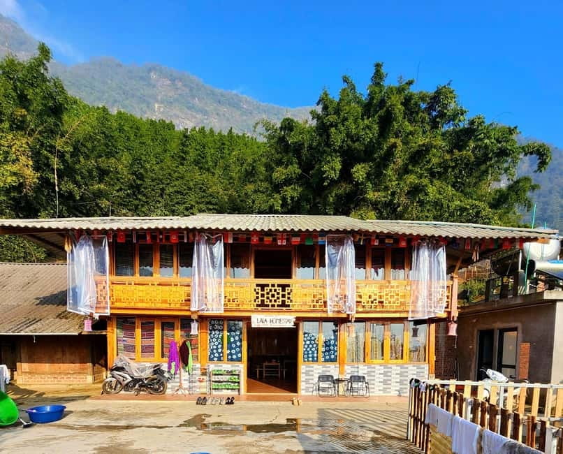 Discover Sapa: 2D1N Trekking Adventure & Cozy LaLa Homestay - Bamboo forest and rice paddies to Hau Thao: arriving by late afternoon