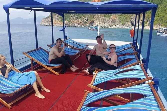 Discovery Scuba Diving on Hon Mun Island in Nha Trang - A First-Timer Scuba Try-Out on Hon Mun Island (Nha Trang)