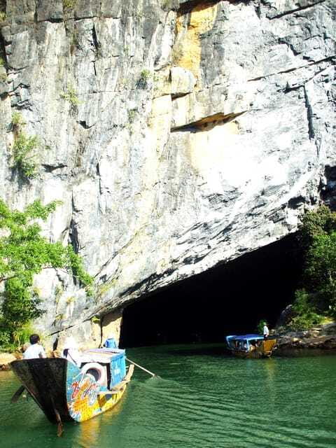 Dong Hoi/Phong Nha: Paradise Cave - Phong Nha Cave Tour - Lunch in the middle of the day: local Vietnamese food with real options