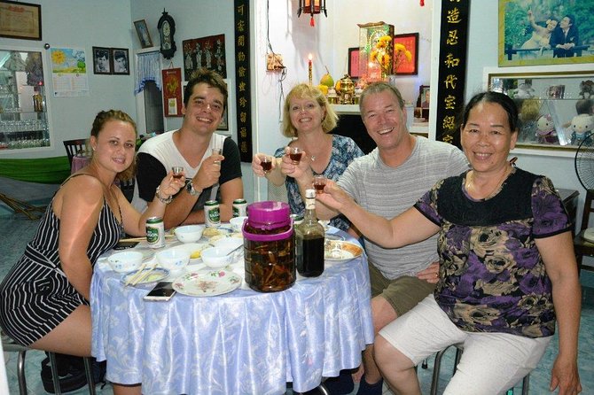 Experience Street Local Food Tour Hoi An - Street food as a map of Hoi An