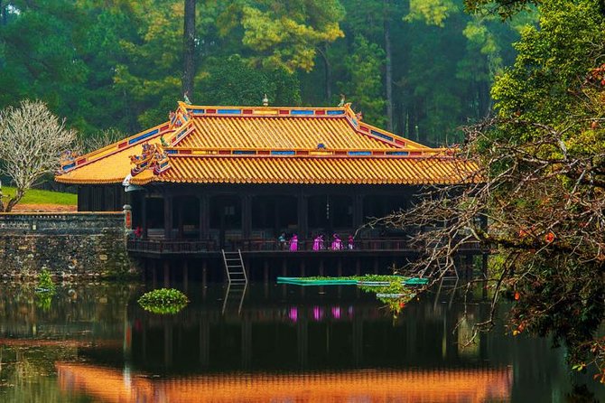 Explore 3 Royal Tombs with Informative English-Speaking Driver - Pickup and private-vehicle comfort: the real value